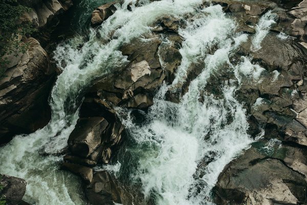 Uncover the Ideal Devon Getaway: Top Holiday Rentals with Introductory Sailing Lessons – Your Complete Guide